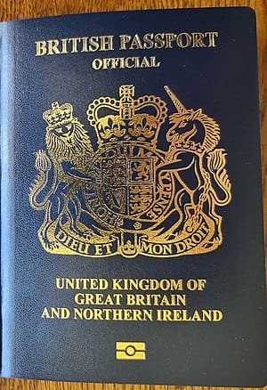Køb britisk biometrisk pas fuldt udstyret med mikrochip – til alle rejser